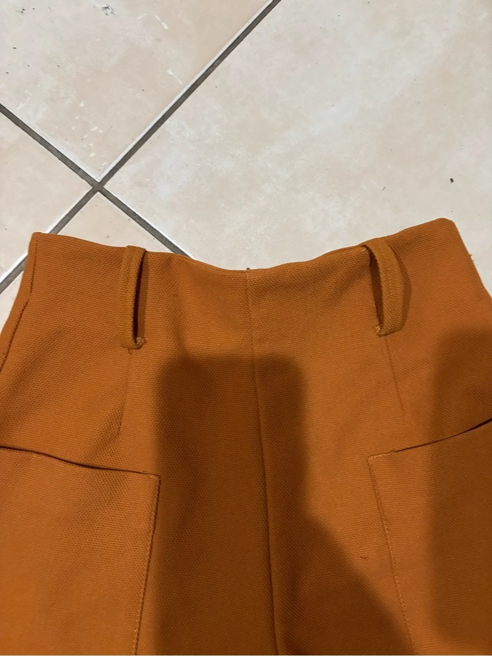Zara High-Waist Pocket Shorts — Rust